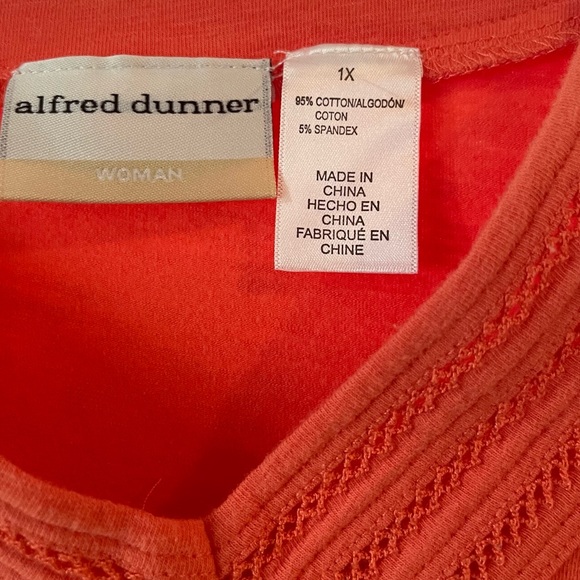 Alfred Dunner Plus Size Top & Capris
$30 for 2-Piece Set or $15 for each piece - Picture 2 of 11